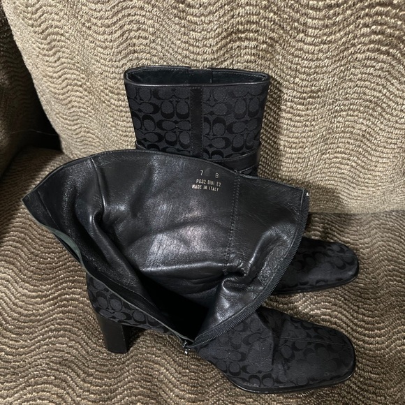 Women Coach Ankle Boots Size 7 - Picture 3 of 5